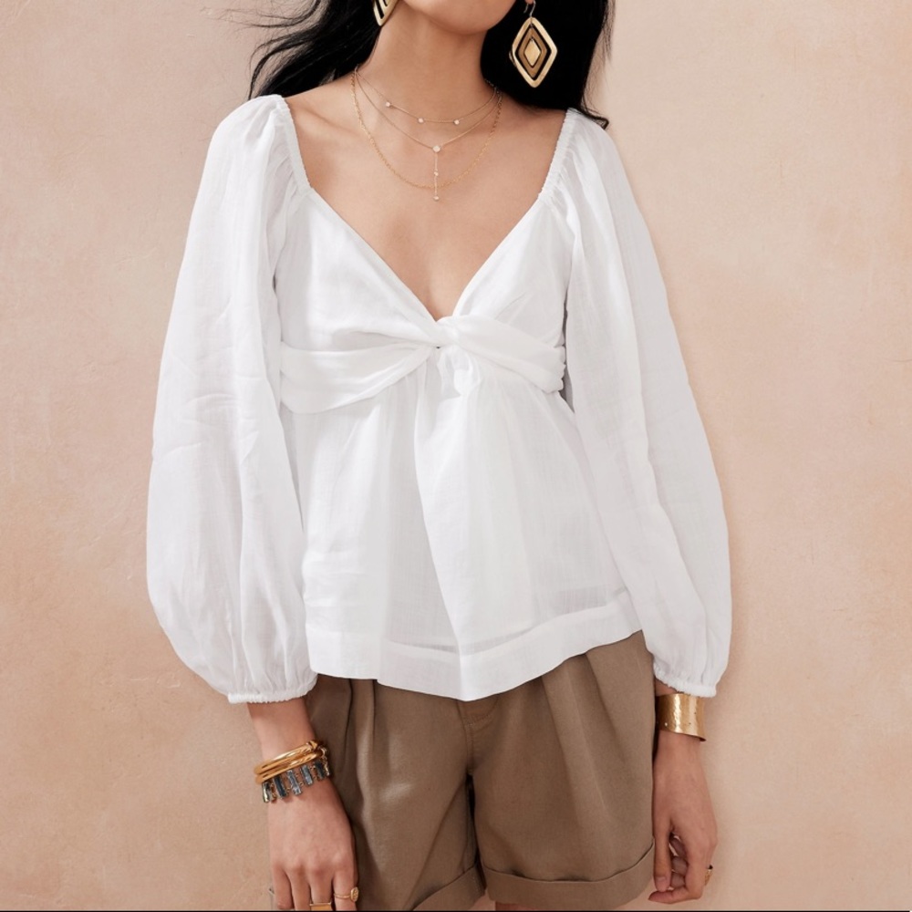 NWT BANANA REPUBLIC RAMIE TWIST-FRONT BLOUSE